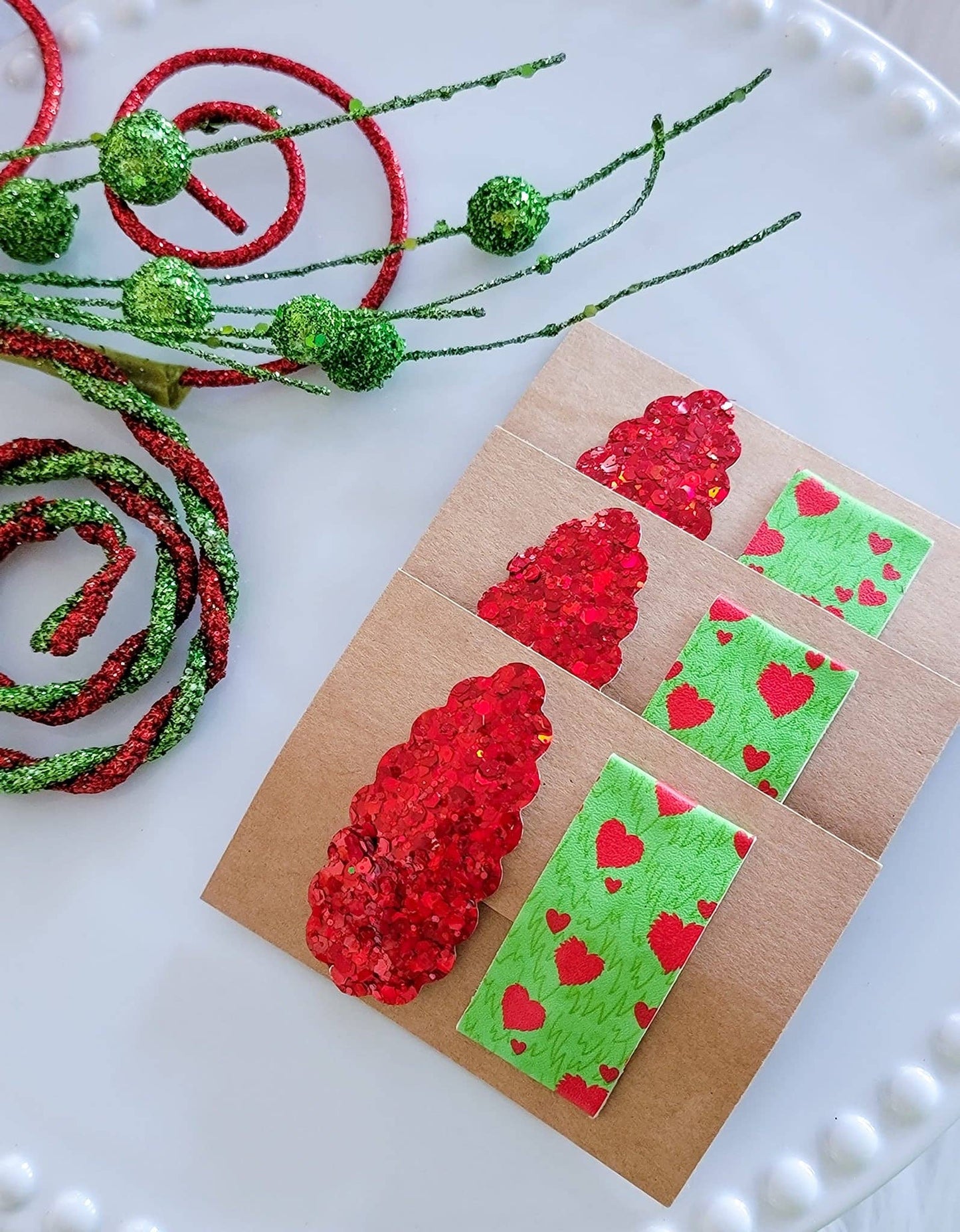 He's a Mean One Snap Clip Mix Set