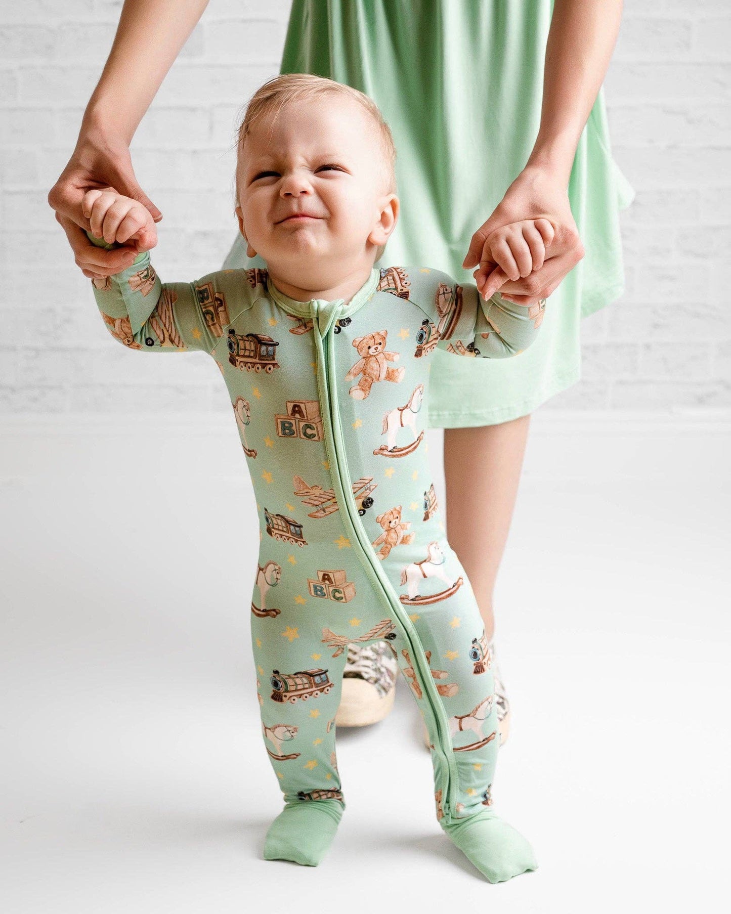 Vintage Toys Convertible Bamboo Zipper Baby Pajamas