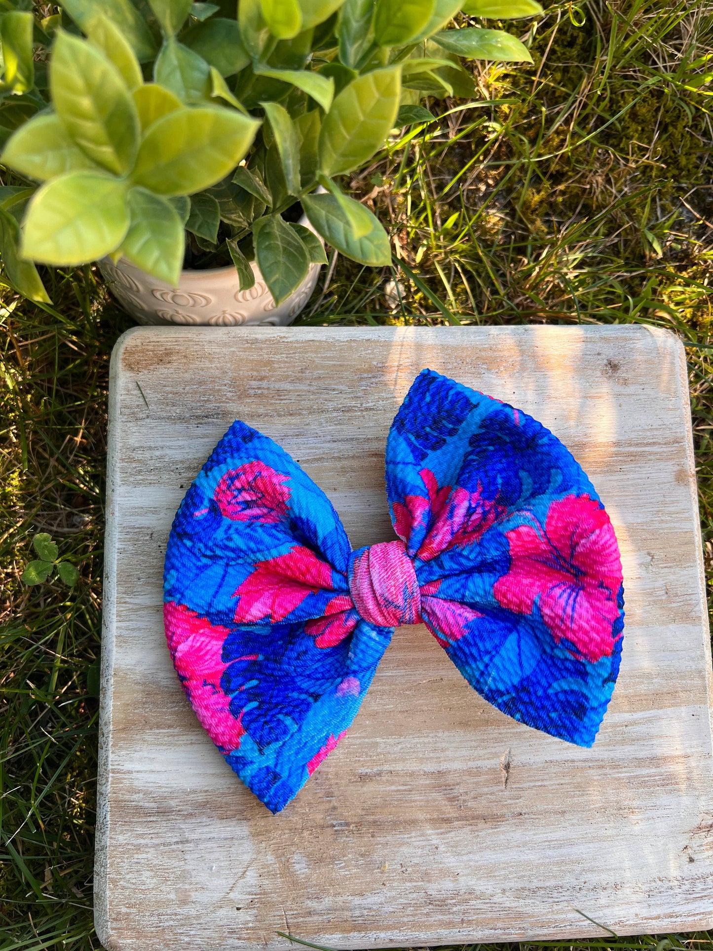 Neon Hawaiian Floral Bow
