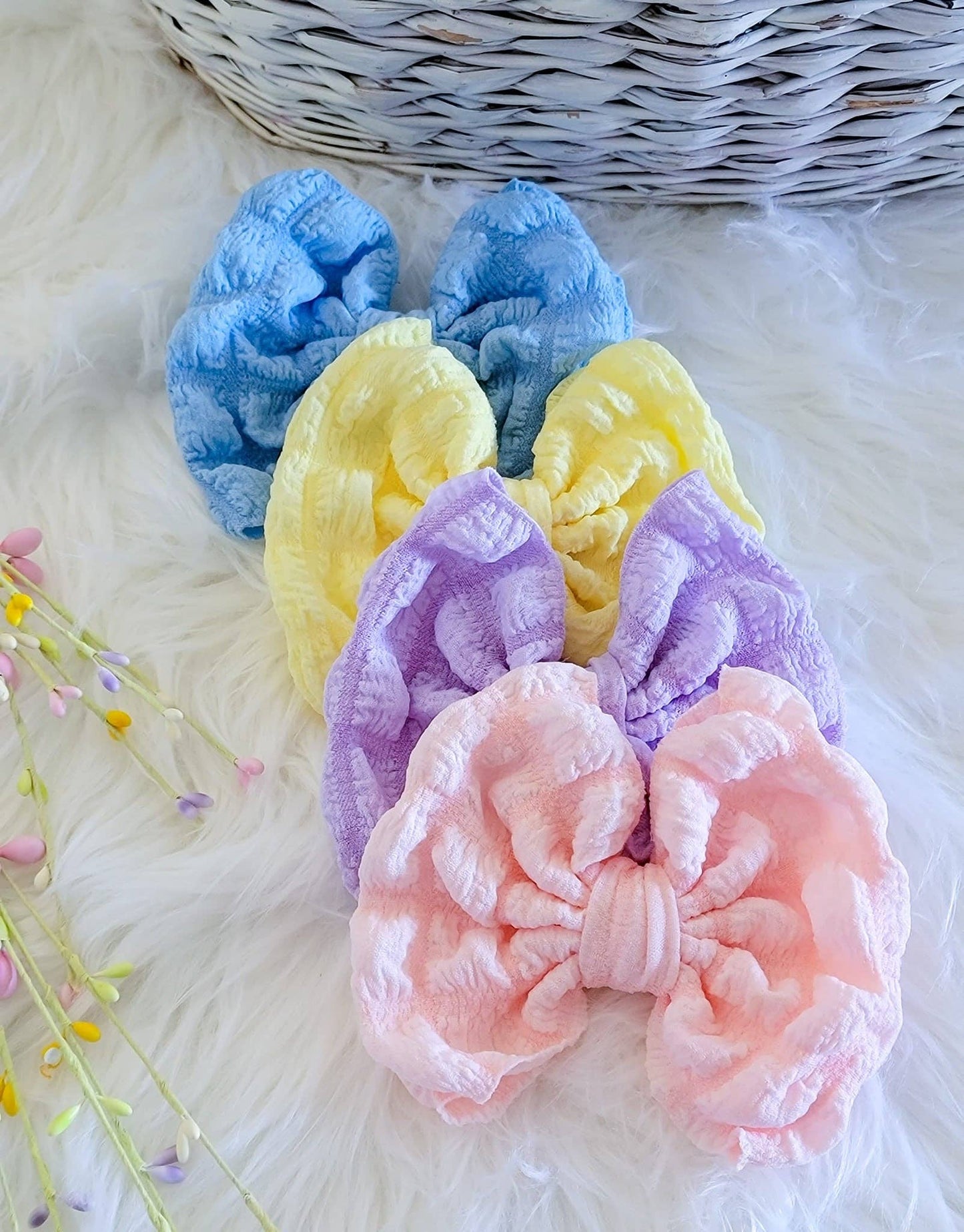Fluffy Savannah Bow-Baby Pink