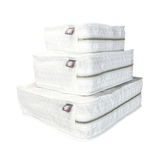 Eyelet Love You Stacking Set of 3