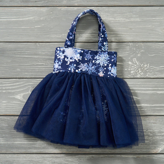 Winter Family Bucket Handbag