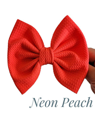 Neon Peach Savannah Bow