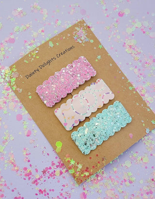 Flower Friendship Bracelet 2.5 inch Scallop Snap Clip 3pk