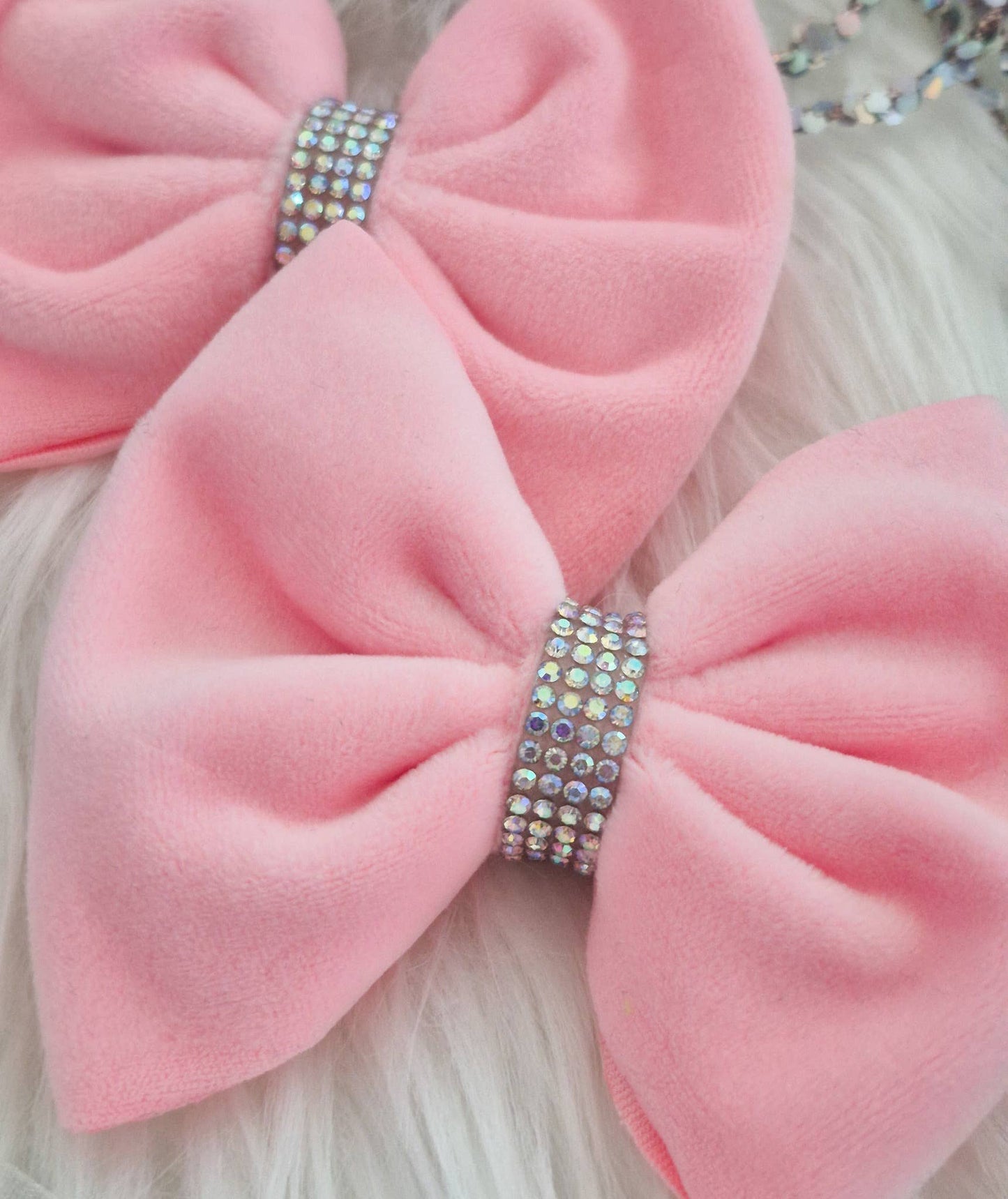 Bling Pink Plush Velvet Savannah Bow Piggies Set