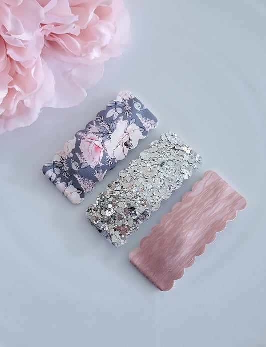 Elegant Blooms 2.5" Rectangle Scallop Snap Clip 3pk