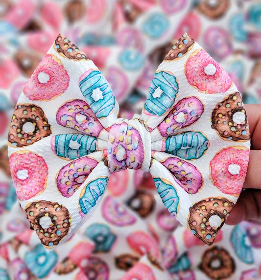 Donut Time Savannah Bow