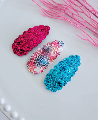 Colorful Serpent 2.5" Scallop Oval Snap Clip 3 pack