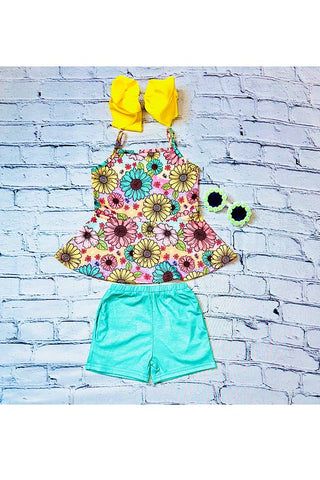 Multicolor Daisies Top with Aqua Pocket Shorts