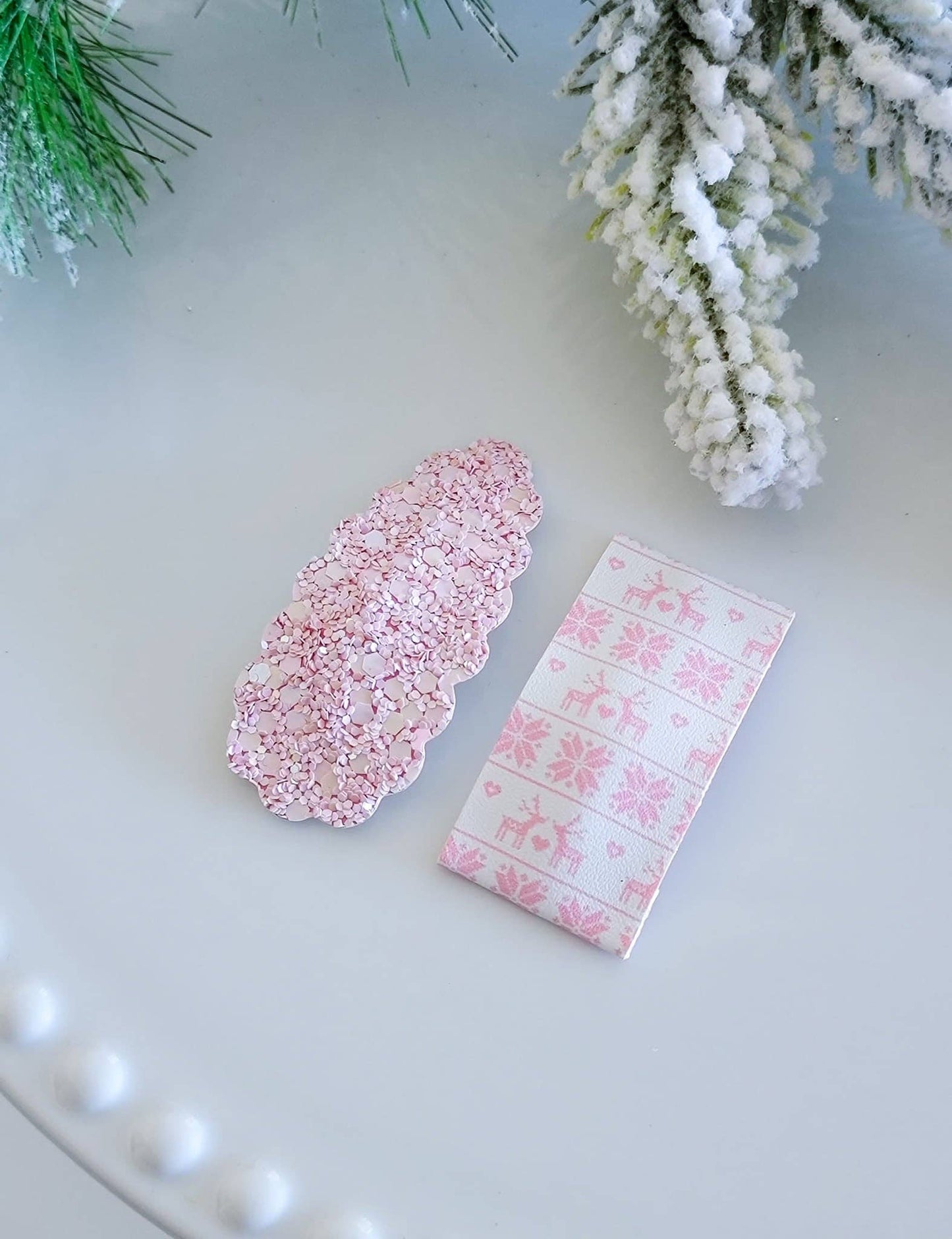 Pink Reindeer Sweater Snap Clip Mix Set