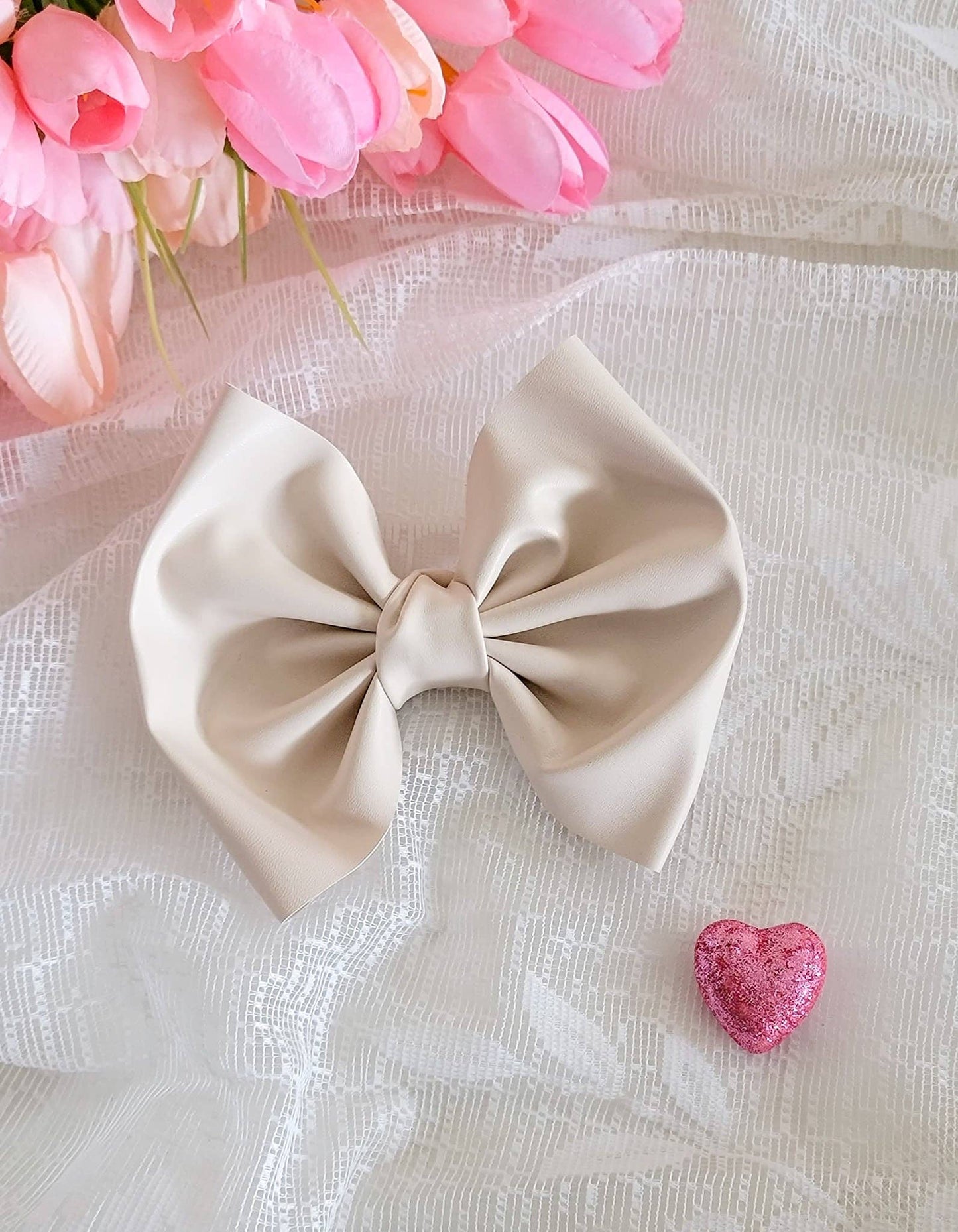 Savannah Bow-Cream Leatherette
