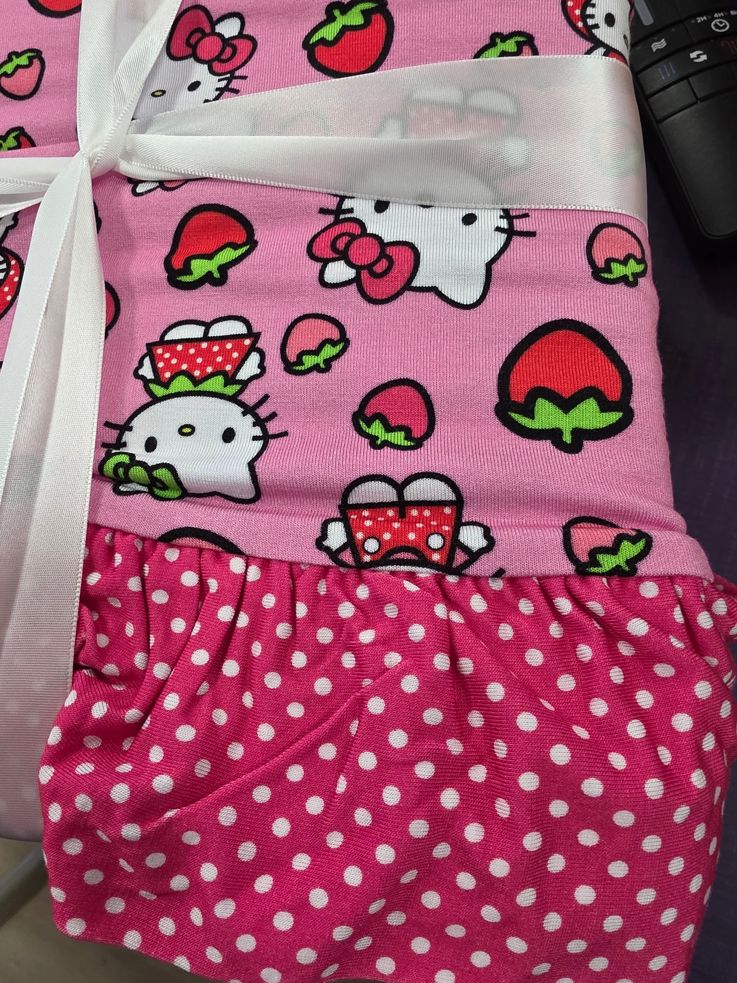 Hello Cutie Strawberry Bamboo Ruffle Small Blanket